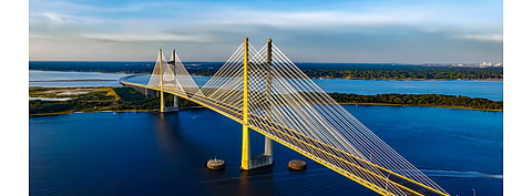 Florida Power & Light Company officially commissioned 372.5 MW new solar PV capacity in Florida under its FPL SolarTogether program. Pictured is Dames point Bridge in Jacksonville, Florida. (Photo Credit: www.goodfreephotos.com)