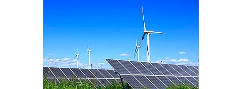 Tata Power and Azure Power will enter into 25-year PPAs with MSEDCL in Maharasthra for 500 MW hybrid wind-solar auction they won for INR 2.62 per kWh tariff. (Illustrative Photo; Photo Credit: zhengzaishuru/Shutterstock.com)