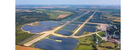 TSE brought the 152 MW Marville Solar Power Plant (in the picture) online in 2 phases in May 2021 and September 2021, with Enerparc’s help. (Photo Credit: Third Step Energy)