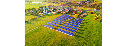 Shell UK said it will use power generated by more than 800 MW solar and storage capacity to cater to consumer demand. (Illustrative Photo; Photo Credit: Peteri/Shutterstock.com)