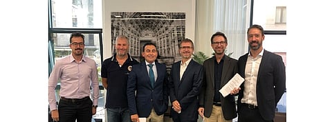 Energrag and TeXla Energías Renovables join hands to develop project pipeline comprising 255 MW of mixed wind and solar projects in Andalusia, Spain. By entering the Spanish market, Enertrag has strategically expanded its international activities. Seen in this picture are officials from Enertrag and TeXla. (Photo Credit: ENERTRAG)