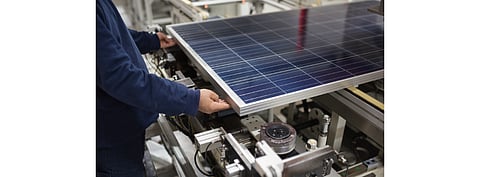 After clearing Edify Energy’s 1 GW green hydrogen facility, the Townsville City Council has tentatively allocated space to 4 new projects for Lansdown Eco-Industrial Precinct, including one for solar manufacturing. (Illustrative Photo; Photo Credit: sondem/Shutterstock.com)
