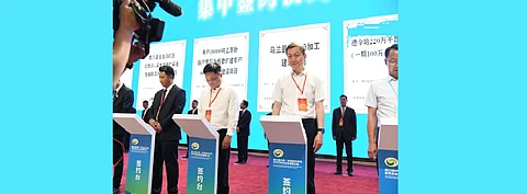With the signing of a cooperation agreement between Huanghe Hydropower Development and Delingha Municipal People's Government of Qinghai Province, both parties will develop Delingha's 2.2 GW multi-technology power plant with 1 GW in phase 1 coming from solar. (Photo Credit: Huanghe Hydropower Development)
