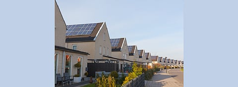 Bifacial solar cell and module manufacturer Jolywood has signed up for a 100 MW project, where it will provide distributed photovoltaic rooftop to the entire town of Anxing in Shandong Province. (Symbolic photo; Photo Credit: Esbobeldijk/Shutterstock.com)