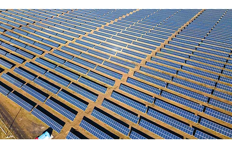 DVC currently operates only hydro and thermal power plants and wants to include renewable energy in its generation mix, hence has launched a call for consultants to conduct survey for it to assess establishing solar PV projects on its land. (Illustrative Photo; Photo Credit: TR STOK/Shutterstock.com)