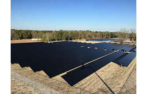 Soon after Invenergy secured Blackstone as an equity investor with $3 billion capital, it has announced a partnership for community solar with impact investor Lafayette Square. Pictured is Lakeland solar facility of Invenergy. (Photo Credit: Invenergy)