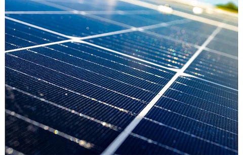 After investing in US based distributed generation solar company Kuubix in April 2021, Israel’s Solegreen is further expanding its reach to the US and other markets with the acquisition of Israel based solar EPC company Senergy. (Illustrative Photo; Photo Credit: Jasper Code/Shutterstock.com)