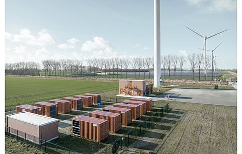 The Haringvliet Energy Park (in the picture) of Vattenfall is designed to generate approximately 140 GWh annually, and paves way for the Swedish company to explore putting multiple technologies together from the very beginning of a project concept. (Photo Credit: Vattenfall)