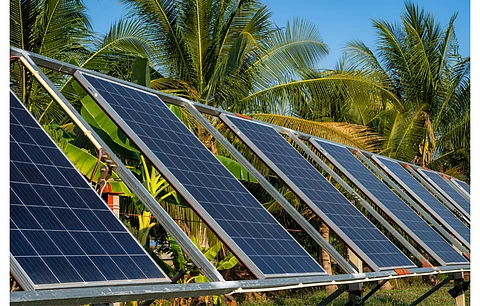 Solar energy projects selected under MPUVNL’s PM-KUSUM tender will be contracted to sell power generated to MPPMCL for 25-years. (Illustrative Photo; Photo Credit: Thinnapob Proongsak/Shutterstock.com)