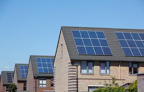 Solar East wins EPC bid for Huaneng Jiangsu’s rooftop distributed project Phase 1 with a capacity of 202 MW, out of which 150 MW is for household roof installation. (Illustrative Photo; Photo Credit: Esbobeldijk/Shutterstock.com)