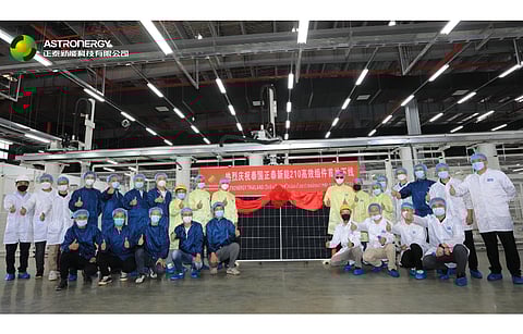 Pictured is the offline ceremony of the 1st 210mm module under Chint New Energy’s Thailand project. (Photo Credit: Astronergy)