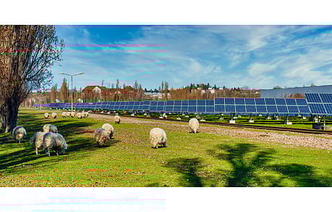 After the European Commission approved Austria’s market premium scheme in December 2021, the country has now brought it into force. (Illustrative Photo; Photo Credit: Jarama/Shutterstock.com)