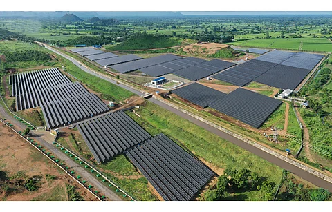 Taung Daw Gwin Solar PV Project (in the picture) has 45,980 bifacial solar panels and tracking system, said Sungrow that has supplied its inverters for the GPE facility. (Photo Credit: Sungrow)