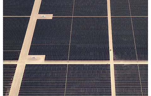 Pictured is 100 MW West Line Solar Project that’s supplying electricity to Meta and SRP since February 2023. SRP is now seeking more carbon-free energy sources. (Photo Credit: Salt River Project)