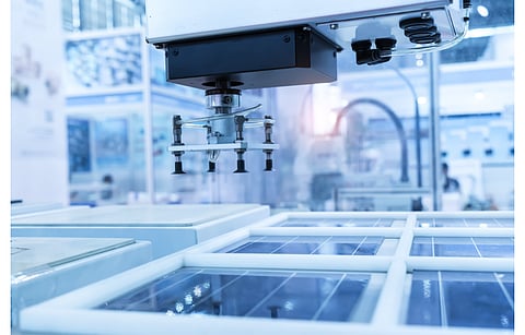 Tongwei is expanding its solar cell production capacity by 16 GW with a new project in Meishan. (Illustrative Photo; Photo Credit: asharkyu/Shutterstock.com)