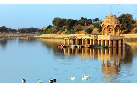 THDCIL says the 1.29 GW solar park is part of the 2 GW Ultra Mega Renewable Energy Solar Power Park planned in Jaisalmer. Pictured is the Gadisar Lake in Jaisalmer. (Photo Credit: District Jaisalmer, Government of Rajasthan)