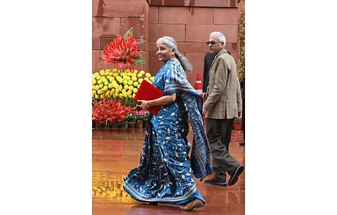 India’s interim budget for FY 2024-25 did not make too many big announcements, but the rooftop solarization scheme stood out in Finance Minister Nirmala Sitharaman’s (holding red folder in the picture) address to the Indian Parliament. (Photo Credit: Press Information Bureau, Government of India)