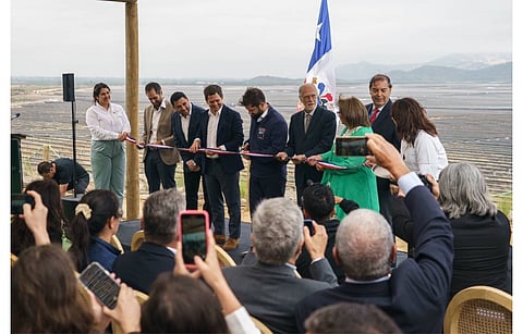 Chilean President Gabriel Boric (5th from left on the podium) inaugurated Grenergy’s 241 MW solar power plant in Chile’s Maule region. (Photo Credit: Government of Chile)