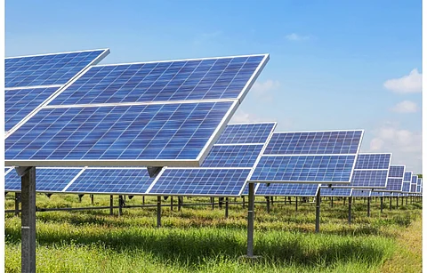 Primergy’s upcoming Ash Creek Solar and Storage Project in Texas is being built by SOLV Energy. (Illustrative Photo; Photo Credit: Soonthorn Wongsaita/Shutterstock.com)