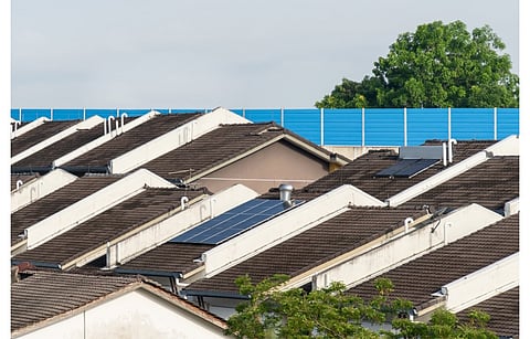 Through SolaRIS, Malaysia targets to ensure domestic users can participate in the country’s energy transition efforts. (Illustrative Photo; Photo Credit: gracethang2/Shutterstock.com)