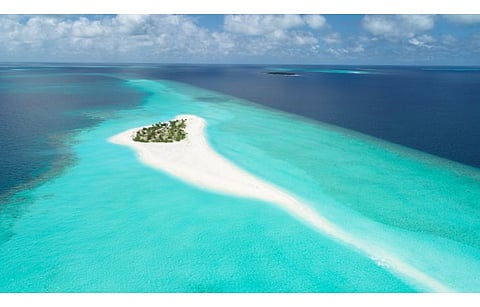 Picture-perfect Maldives wants to install solar PV-diesel hybrid power generation stations at its atolls. (Photo Credit: Ministry of Tourism, Maldives)