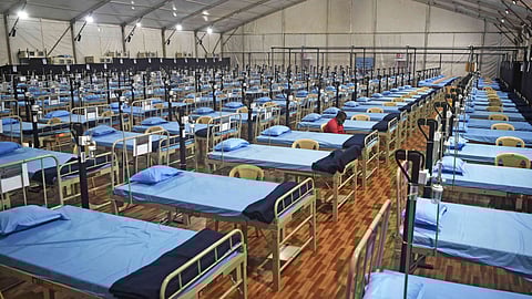 निविदा विना उभारले कोविड केंद्र