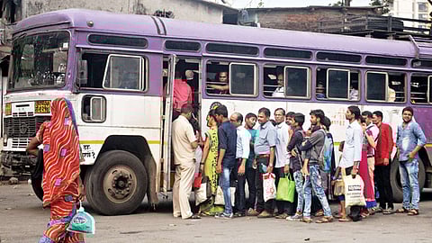 ST Bus