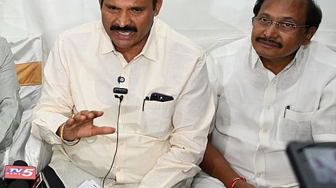 தினமும் 10 மணி நேரம் வேலை :
சட்டத்துக்கு வலுக்கும் எதிர்ப்பு