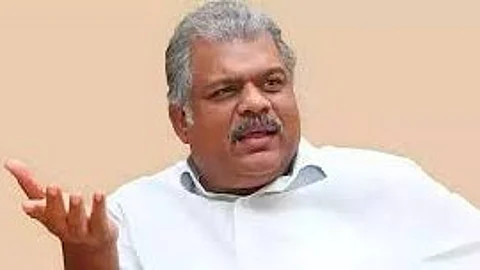 Tamil Maanila Congress Leader GK Vasan Condemns DMK MP Trichy Siva About Kamarajar