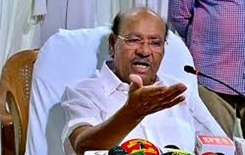 PMK Leader Ramadoss Slams His Son Anbumani on Spying