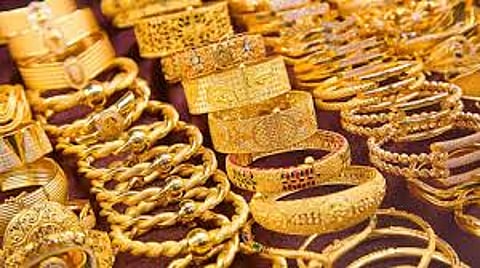 Central Government Approve To Selling 9K Carat Gold in India