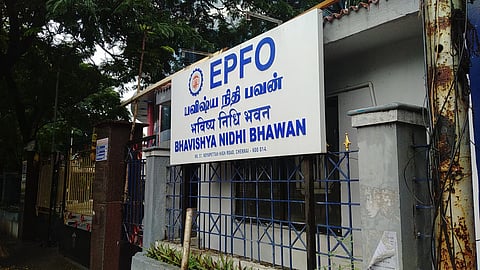 EPFO Withdrawal Rules 2025 PF Employees Can Withdraw 100 Percent Of Contribution Read Latest News in Tamil