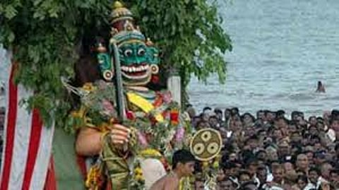 Lord Muruga sword of victory in his hand to defeat the demon Padmasura