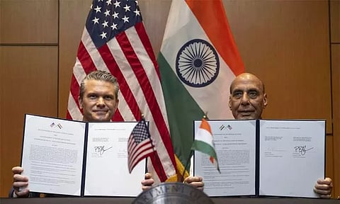 US Signs 10 Year Defence Agreement With India Singed
