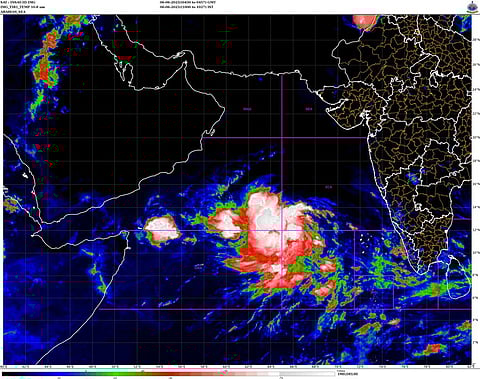 Orange Alert issued for 7 Districts as a low-pressure area is moving towards Tamil Nadu