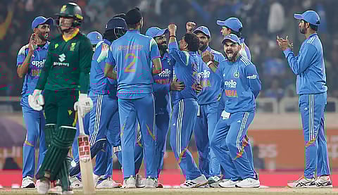 India beats South Africa in first ODI by 17 Runs Rohit Sharma Virat Kohli Creates Record Read IND vs SA 1st ODI Match Highlights in Tamil