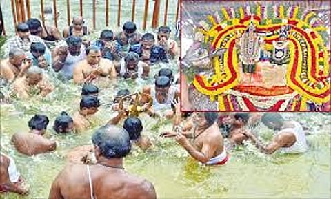 Karthigai Kadai Gnayiru 2025 Date and Rituals Last Sunday of Karthigai, your sins will be washed away and your wealth will increase in Tamil