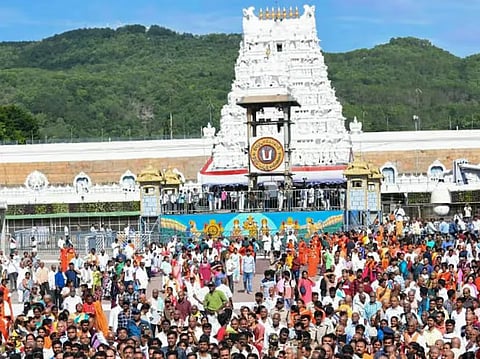 Tirupati Ezhumalaiyan Temple, Margazhi month, Thiruppavai is chanted in the early morning instead of the Suprapada Seva