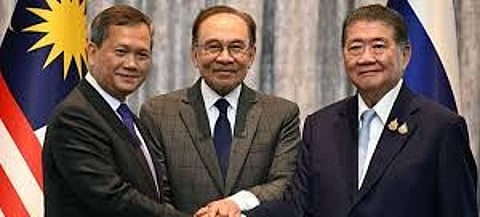 Thailand Cambodia War Update in Tamil Thailand and Cambodia agreed immediate ceasefire, agreement has been signed