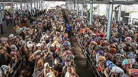 Sabarimala Makara Jyothi 2026 Date and Time in Tamil Ayyappa devotees flock to Sabarimala for the Makaravilakku pujas,tighten restrictions