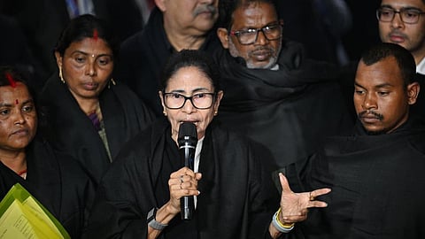 West Bengal CM Mamata Banerjee To Argue Plea Against WB SIR Electoral Roll Issue Case Updates From Supreme Court in Tamil