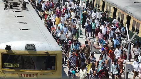 Chennai Beach to Chengalpattu Local Train : More electric train service on Chengalpattu route 49 stops: Passengers shock