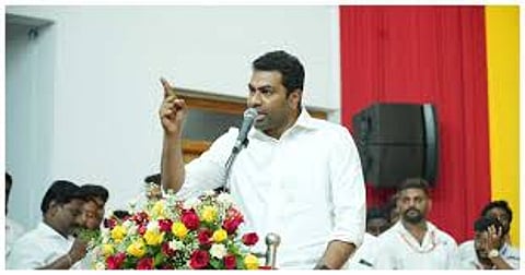 Adhav Arjuna alleged that TVK Candidate in Edappadi constituency, price to admk