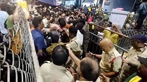 overwhelming crowd of devotees in Tirupati, VIP darshan tickets have been cancelled for three months.