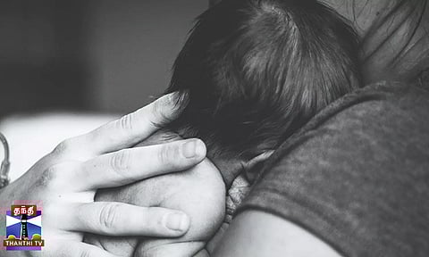 கணவர் தொல்லை - 2 குழந்தைகளை கொன்று தாய் தற்கொலை