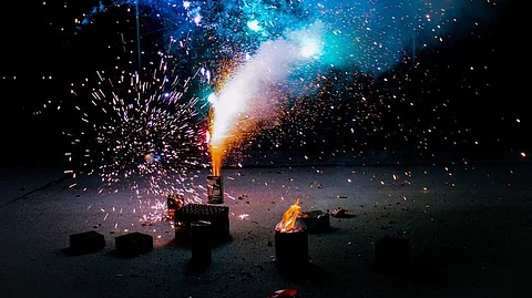 CM has directed to take strict action against the sale of firecrackers