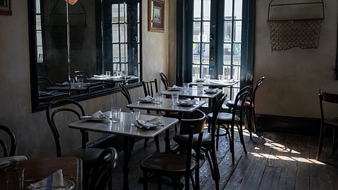 Pune: Planning to dine-out on New Year’s eve? Place your order before this time