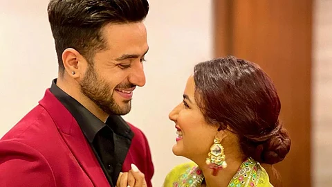 Jasmin Bhasin posted this picture with beau Aly Goni from his birthday celebrations in J&K.