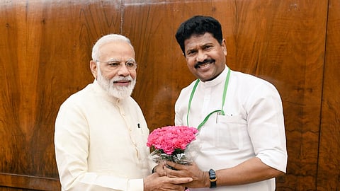 Mohan Delkar (on right) after his meeting with Prime MInister Narendra Modi in 2019