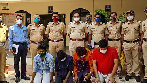 Four persons were arrested in Baramati for allegedly selling Paracetamol in vials of Remdesivir
